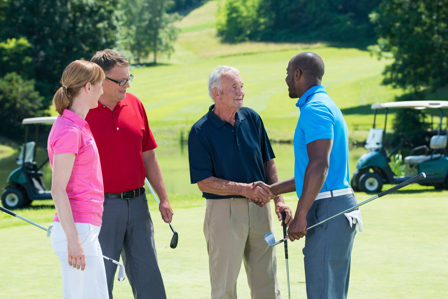 How to Sell Golf Products to Your Clients