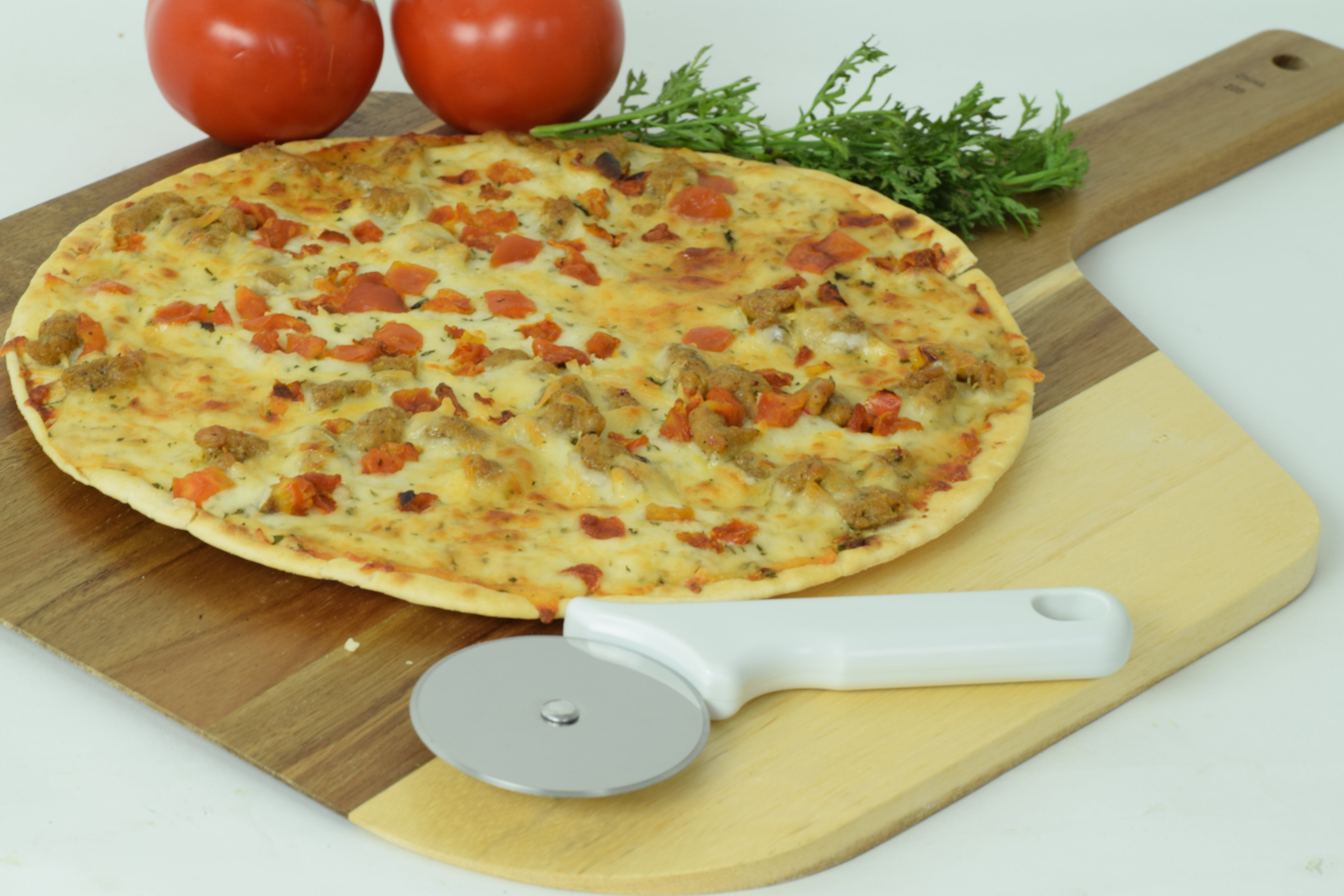 White Handle Pizza Cutter