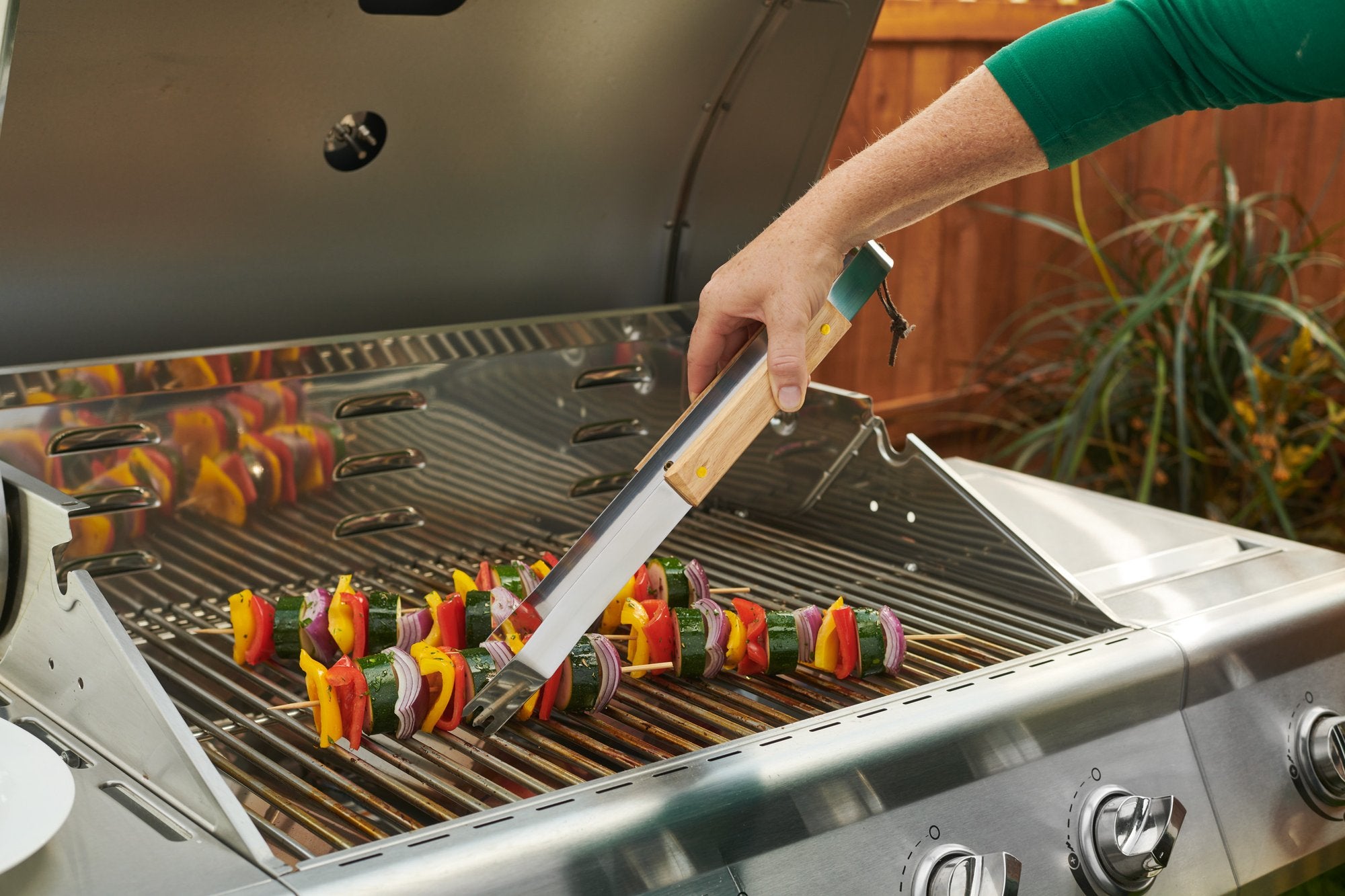 Deluxe Collection Wood Handle BBQ - 2 Pc Set