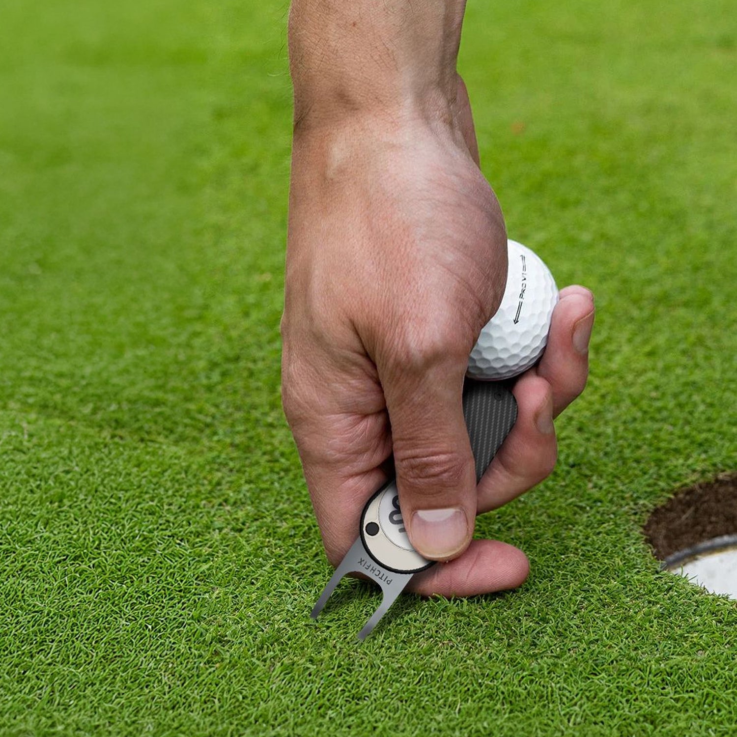 Pitchfix Icon Golf Divot Tool